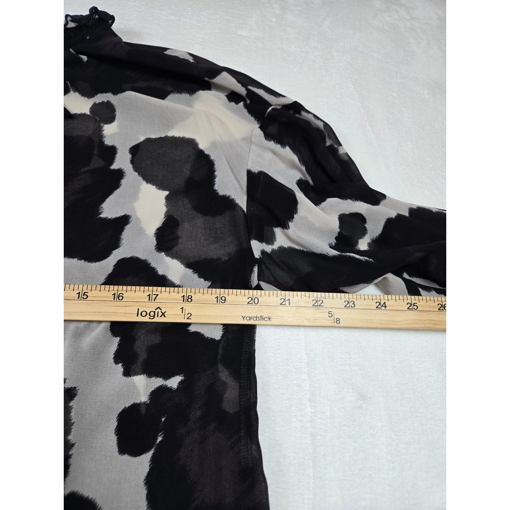 Sanctuary Abstract Animal Print Smocked Neck Balloon Sleeve Blouse Black Gray S - Picture 3 of 7